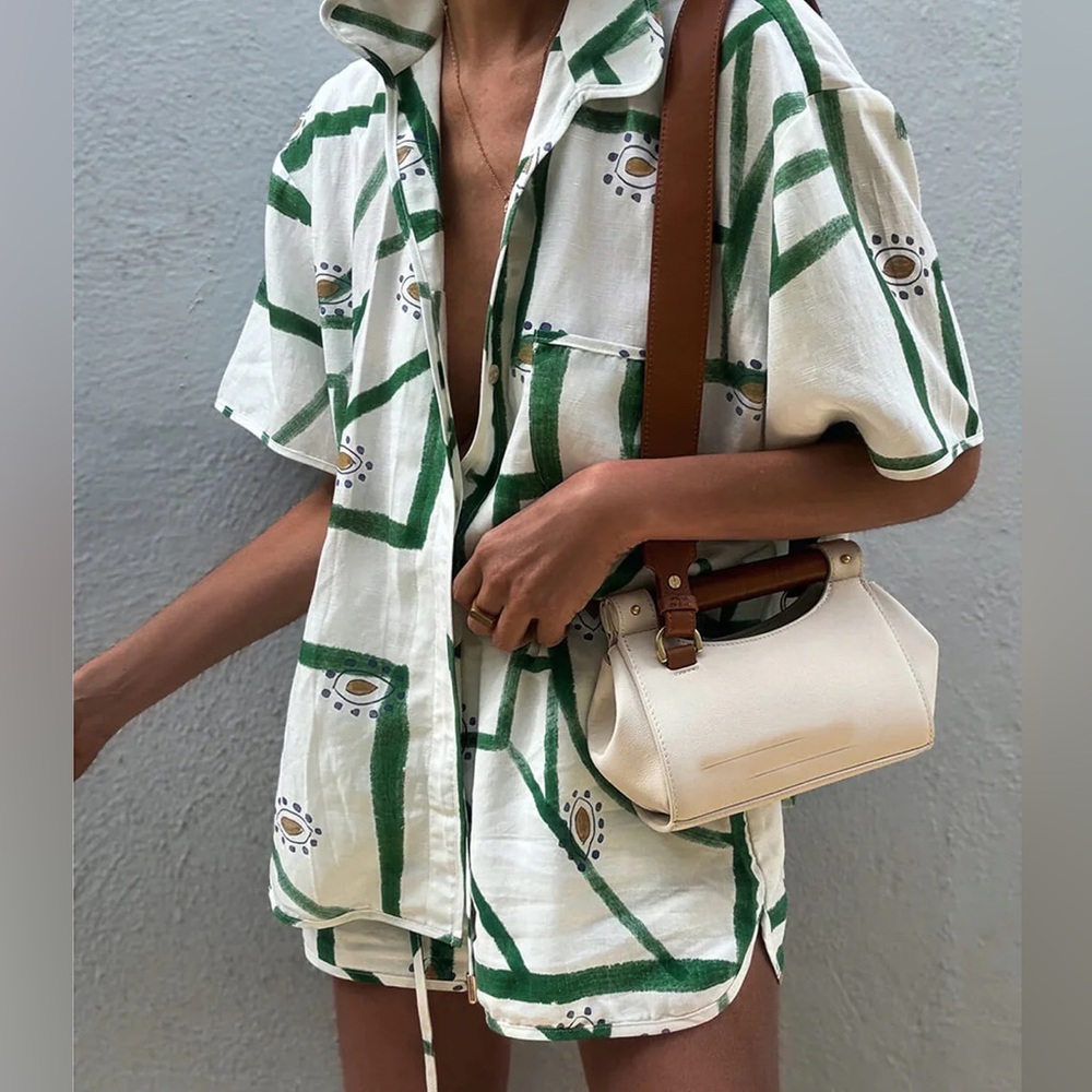37 Print Drawstring Shorts Set - Picture 2 of 10